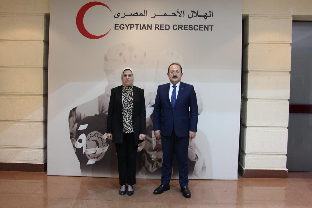 AFAD Başkanı Pehlivan, Mısır Kızılayı ile Gazze'ye İnsani Yardım Görüşmeleri Yaptı