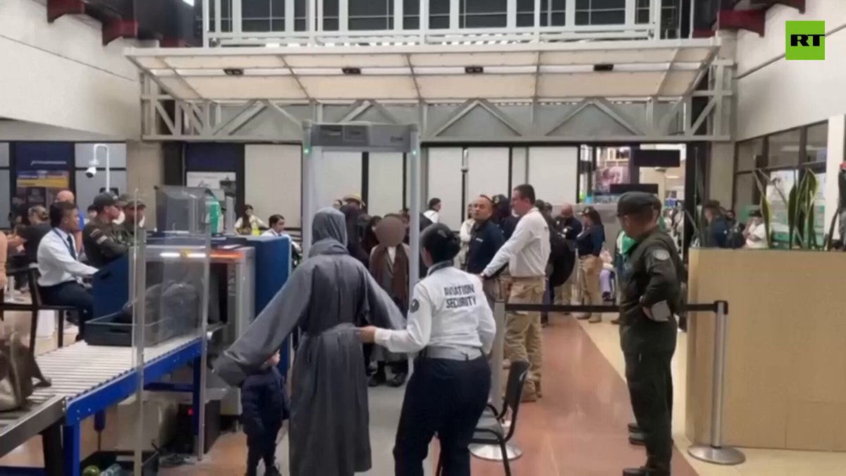 Kolombiya, Çocuk İstismarı ile Suçlanan Lev Tahor Tarikatı Üyelerini ABD'ye Sınır Dışı Etti