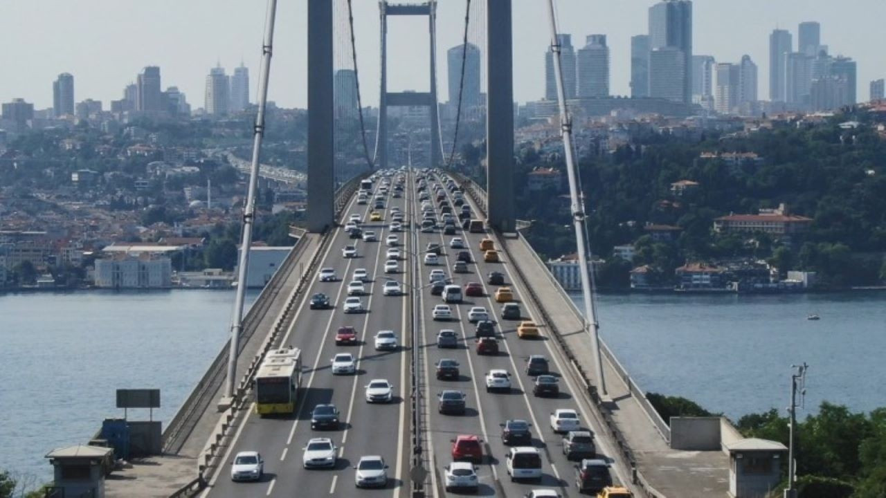 Otoyol ve Köprü Geçiş Ücretlerinde Zam Açıklandı