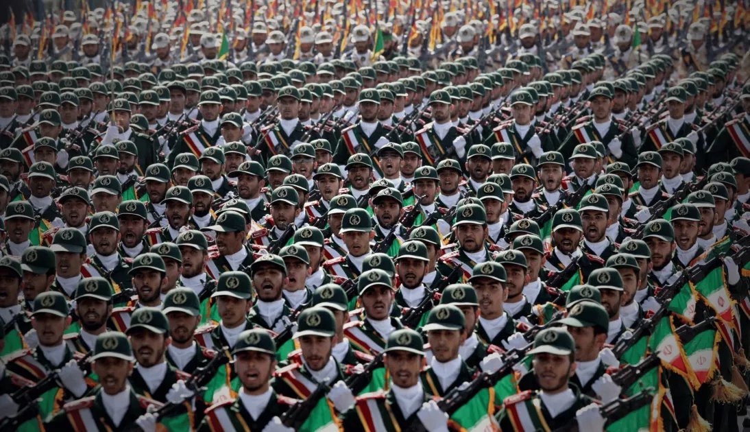 İran Devrim Muhafızları Olası Saldırıya Karşı Yüksek Alarmda