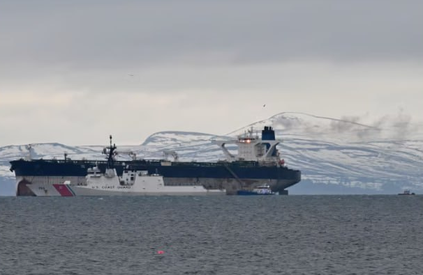 ABD, İran Petrol Tankerlerine El Koyma Planından Geri Adım Attı