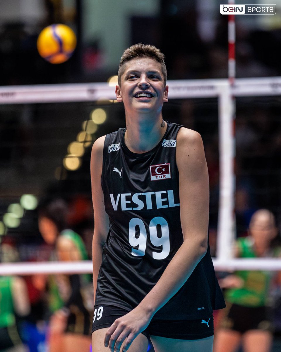 Eczacıbaşı, Milli Voleybolcu Ebrar Karakurt'u Kadrosuna Kattı