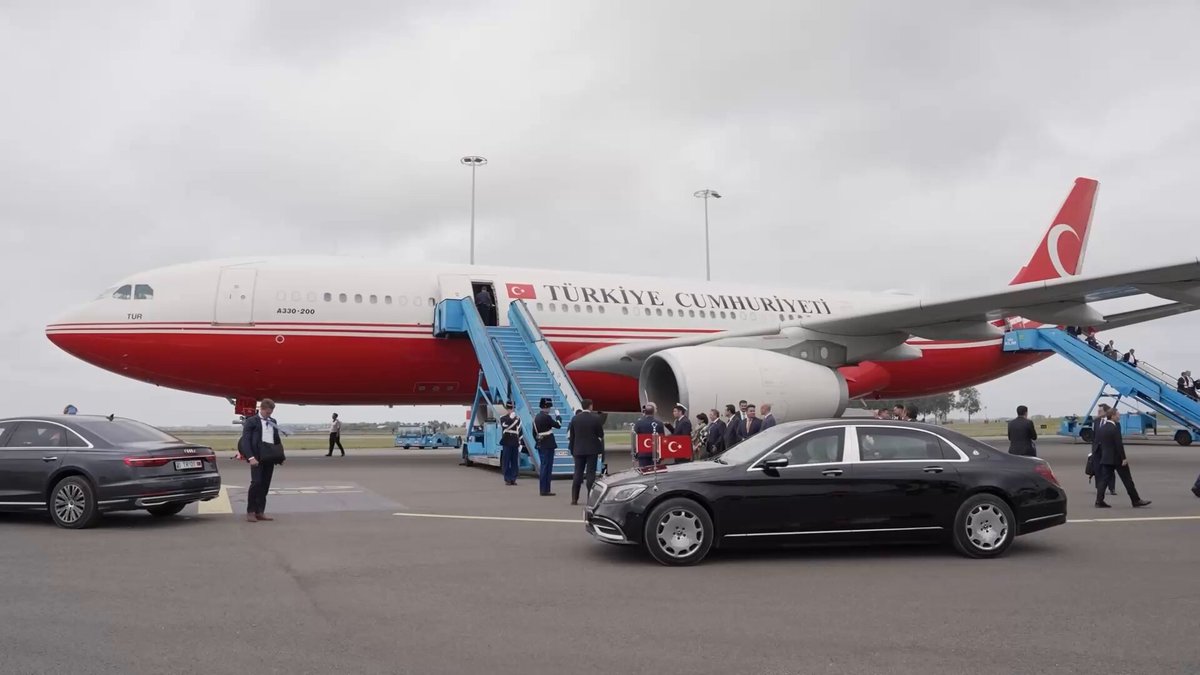 Cumhurbaşkanı Erdoğan NATO Zirvesi İçin Hollanda'da