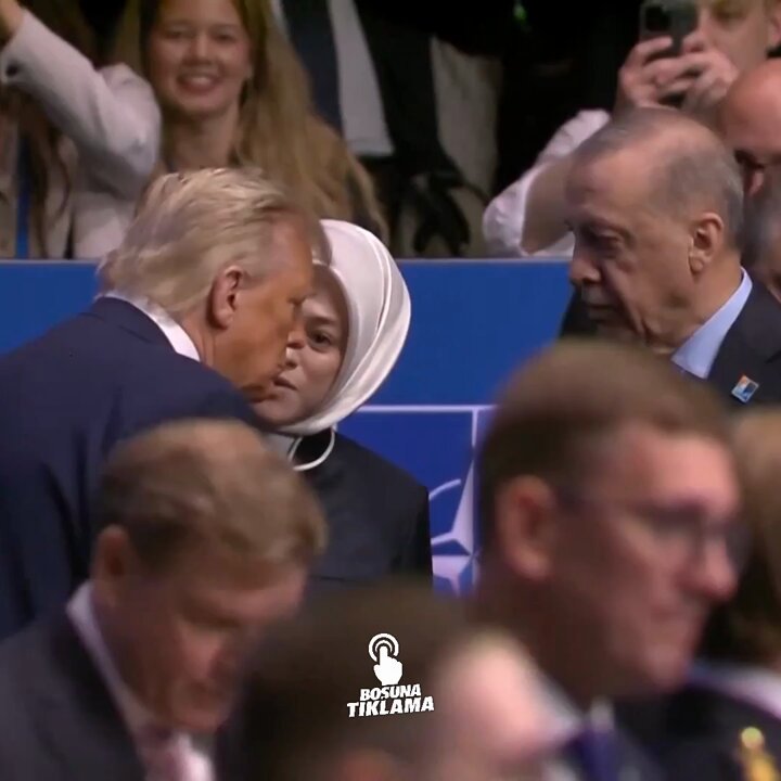 Erdoğan ve Trump NATO Zirvesi'nde Görüştü
