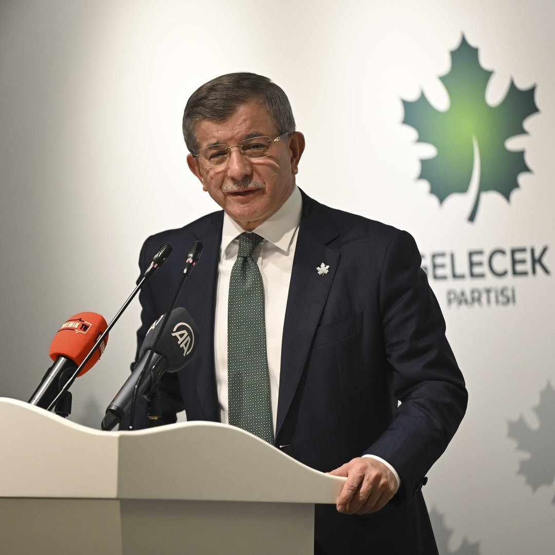 Melih Gökçek Açıklaması: Yolsuzluk Operasyonu Çağrısı