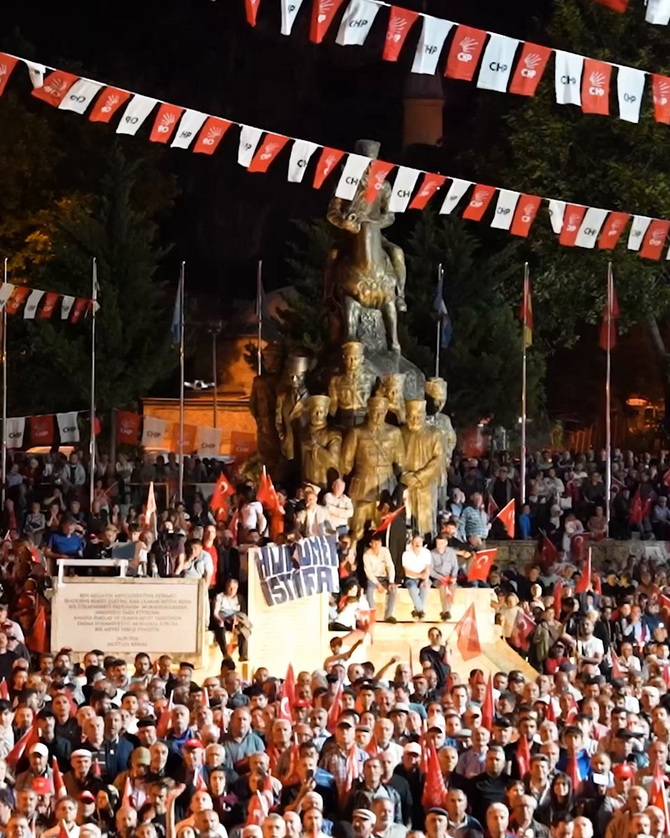 CHP Lideri Özel: Devletin Kapıları Millete Kapandı