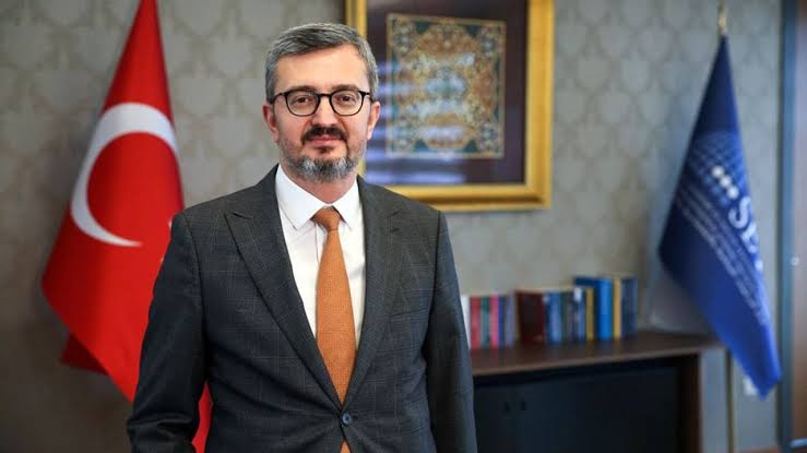 Fahrettin Altun Türkiye İnsan Hakları ve Eşitlik Kurulu Başkanı Oldu, Burhanettin Duran İletişim Başkanlığına Atandı