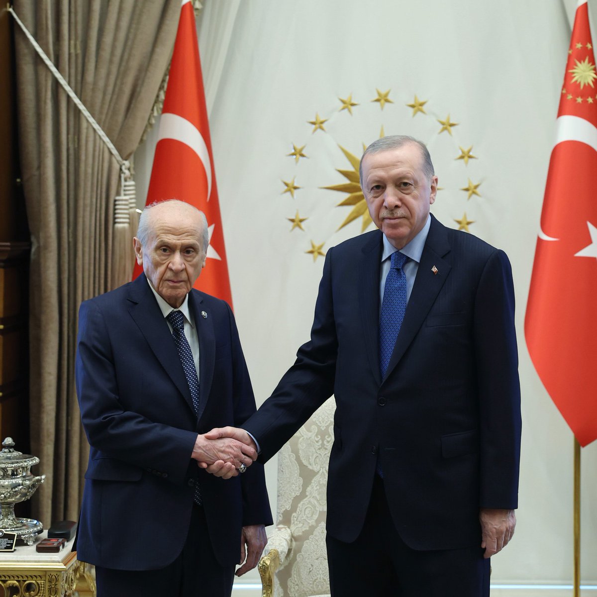 Cumhurbaşkanı Erdoğan ve Devlet Bahçeli Görüştü