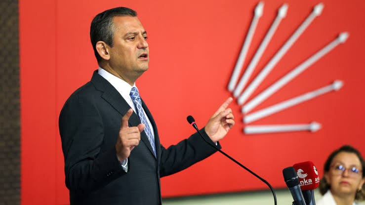 CHP Lideri Özgür Özel: Milletimizin Desteği Yanımızda