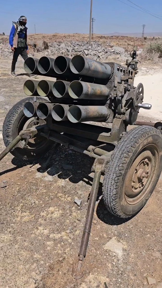 Suriye Ordusu Süveyda'da Kontrol Sağladı, Silah Ele Geçirdi