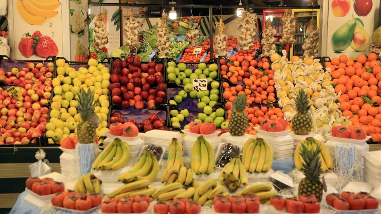 Meyve Fiyatları Yüksek Enflasyonla Rekor Seviyede Artış Gösterdi