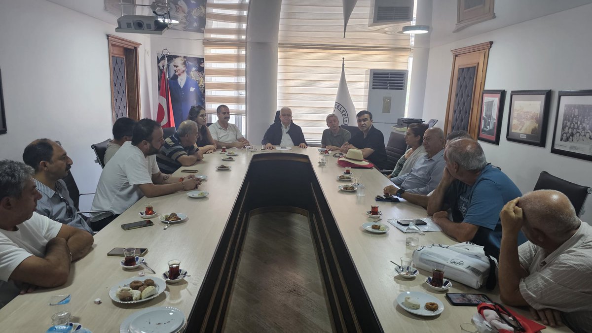 KESK Heyeti Balıkesir'de Toplu Sözleşme Süreci ve Demokratik Haklar İçin Ortak Mücadele Çağrısı Yaptı
