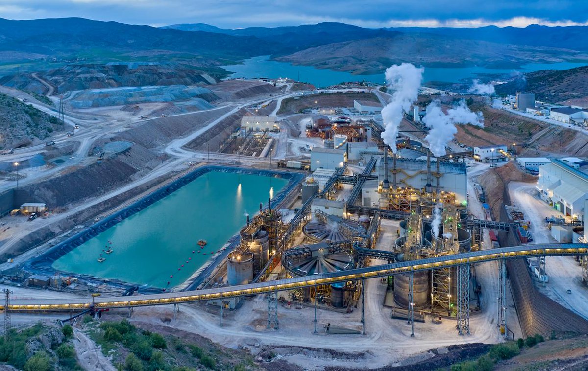 Erzincan'da Maden Kapanmasıyla Ticaret Durma Noktasına Geldi