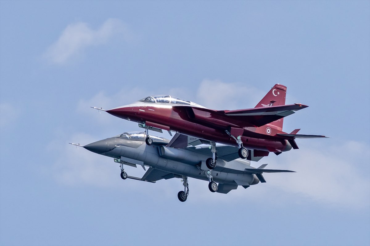 HÜRJET, IDEF 2025'te Gösterilecek: Türkiye'nin Millî Jet Eğitim Uçağı