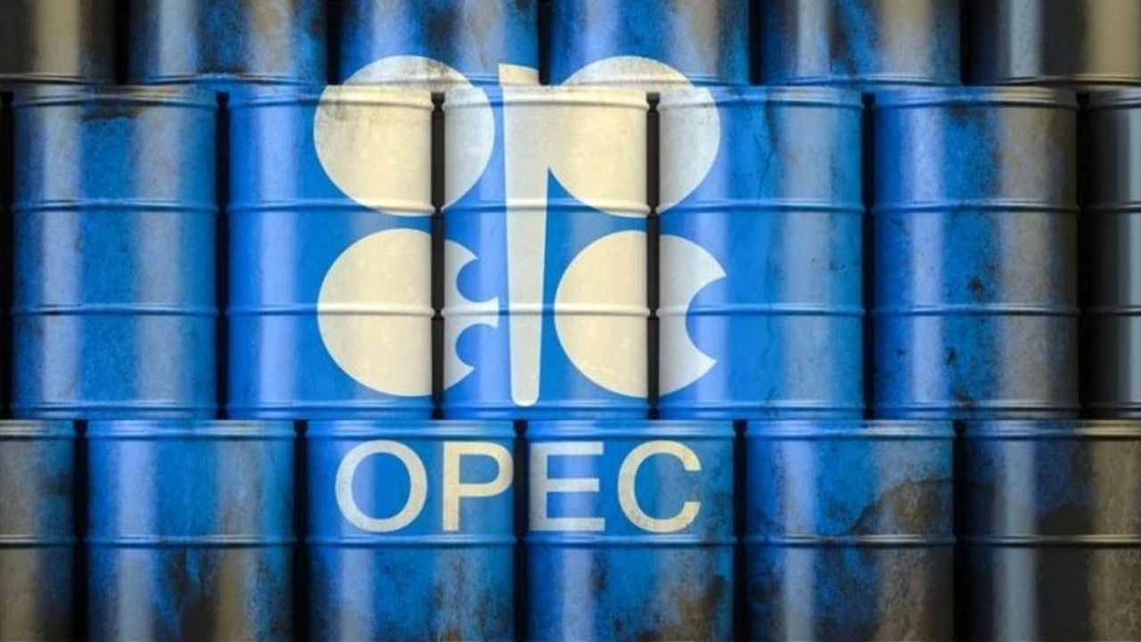Petrol Fiyatlarında Yükseliş: ABD Ticaret Müzakereleri ve Düşen Stoklar Etkili Oldu