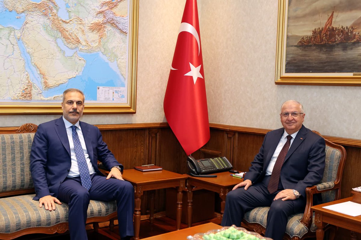 Millî Savunma ve Dışişleri Bakanları Güler ve Fidan Bakanlıkta Görüşme Gerçekleştirdi