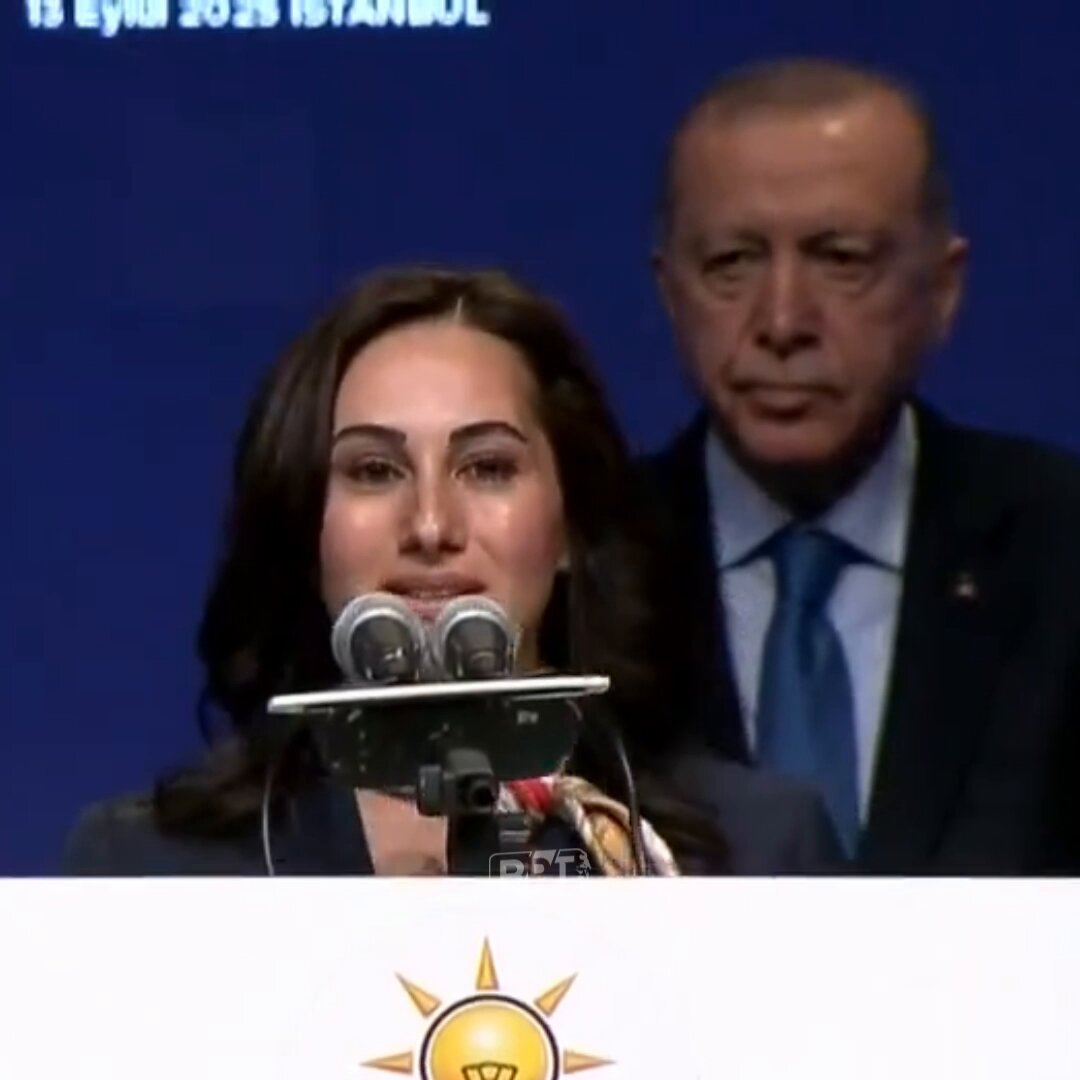 Özlem Vural Gürzel, CHP'den İstifa Ederek AK Parti'ye Katıldı