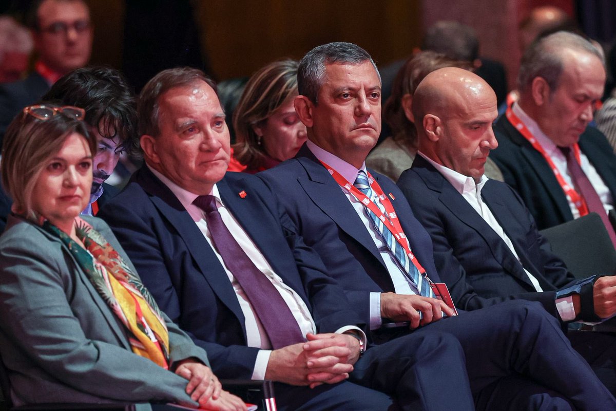 CHP Genel Başkanı Özgür Özel, Amsterdam'da Avrupa Sosyalistleri ile Buluştu: 'Ortak Değerlerimizi Konuştuk!'