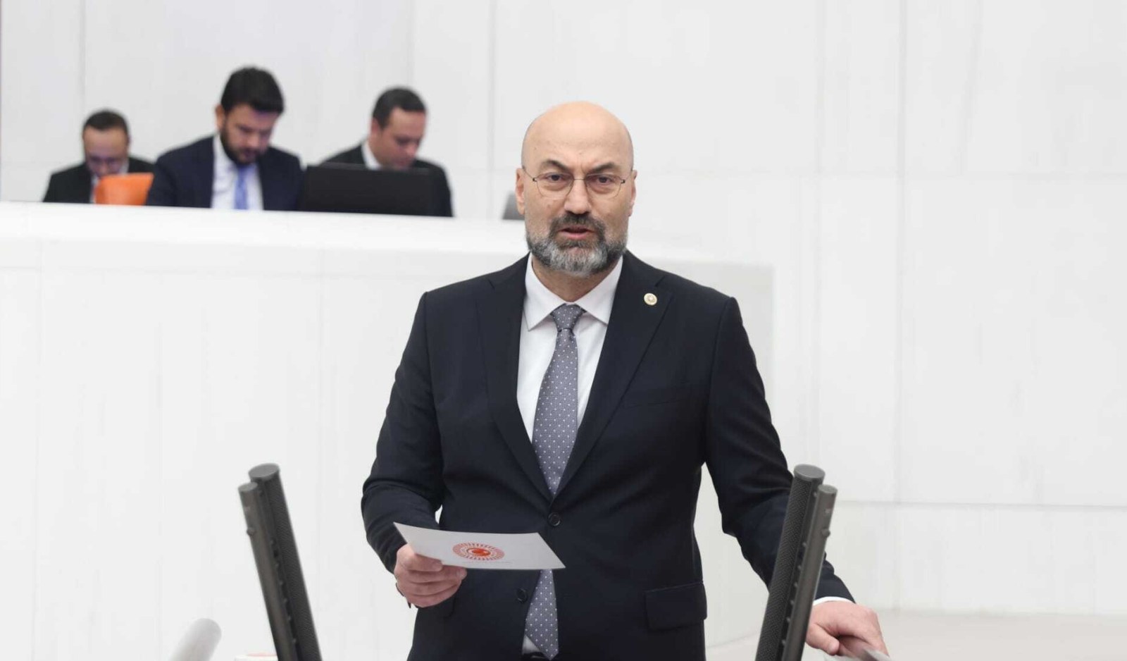 Cevherağa Camisi’nde Yıkım İddiası: Fethi Açıkel’den Bakanlığa Kritik Sorular