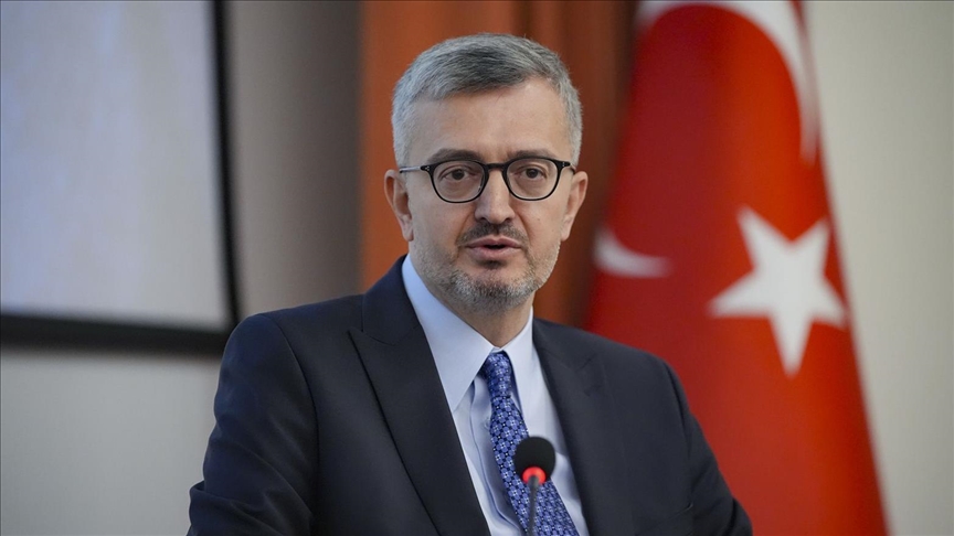 Burhanettin Duran: İsrail’in Mescid-i Aksa’ya saldırısını şiddetle kınıyoruz