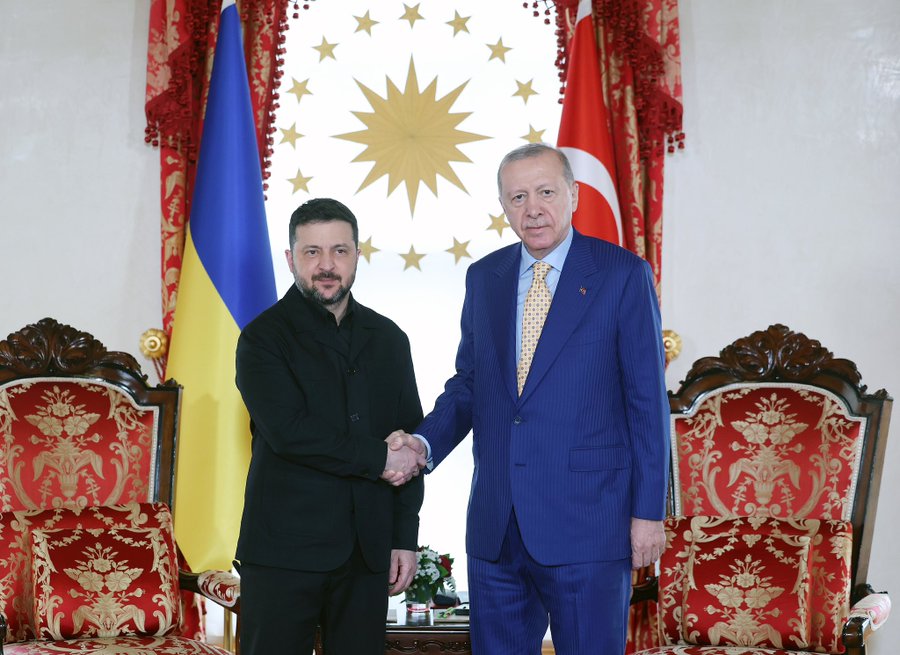 Erdoğan ile Zelenskiy İstanbul’da Görüştü: Barış ve İş Birliği Mesajı