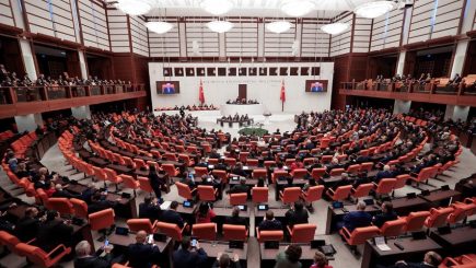 LGS Şaibe İddiaları Araştırma Önergesi Meclis'te Reddedildi