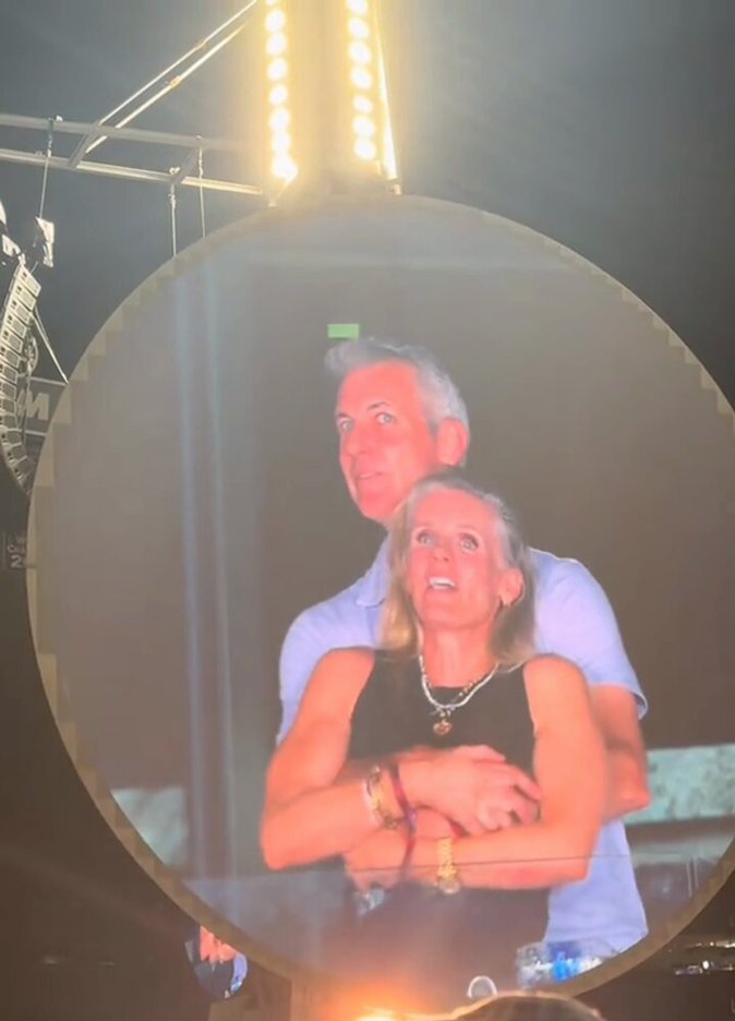 Andy Byron ve Kristin Cabot Şirket Görevlerinden Uzaklaştırıldı
