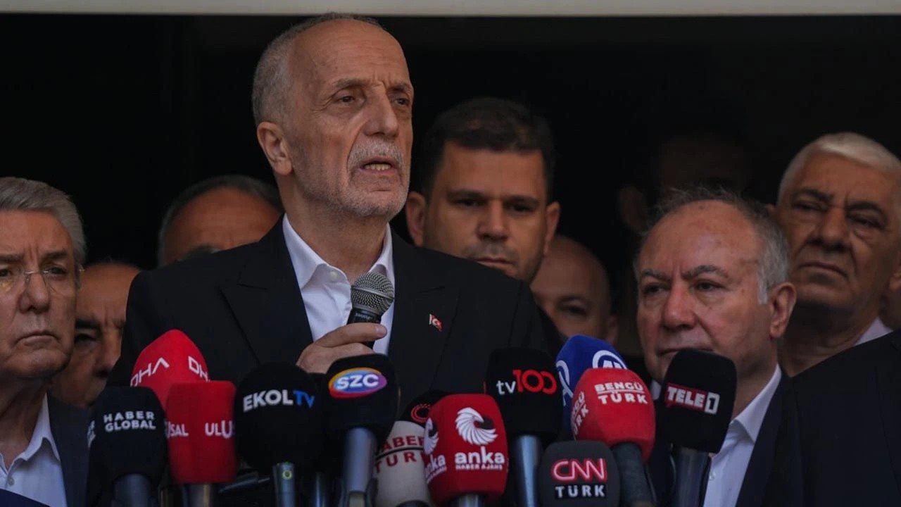 Kamu İşçisi Zam Görüşmelerinde Son Teklif: TÜRK-İŞ İşçinin Onayını Bekliyor
