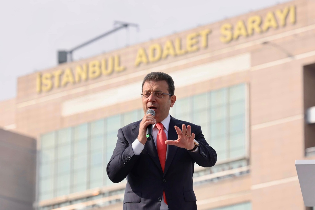 İmamoğlu'ndan Yargı Kararına Sert Tepki: 'Maskeniz Çoktan Düştü!'