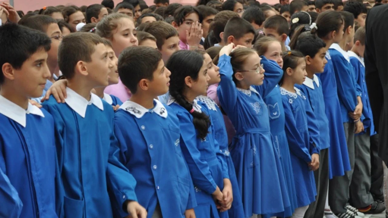 TEK TİP OKUL FORMASI GELİYOR!