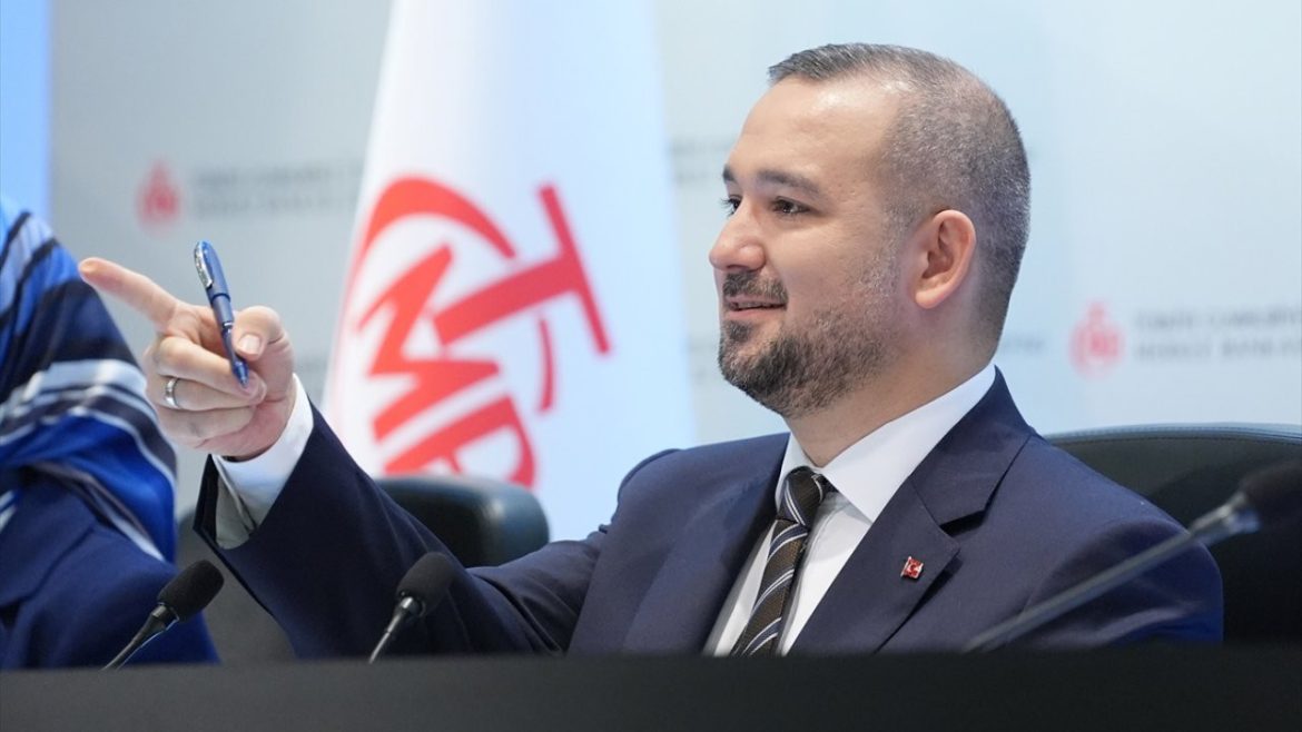  TCMB'den Yeni Enflasyon Tahminleri: 2027'de Tek Haneli Enflasyon Hedefi