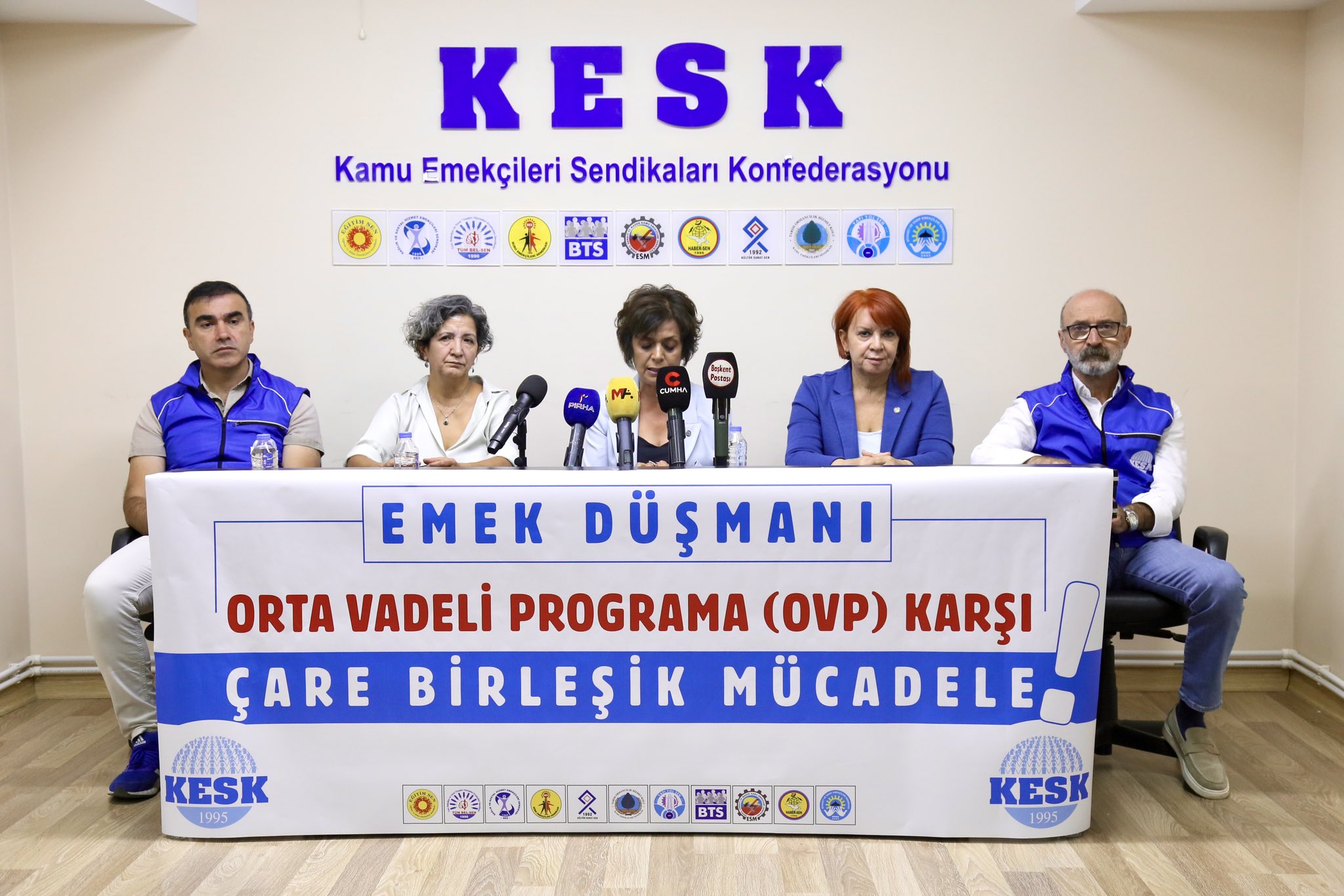 Kamu Emekçileri Sendikası Konfederasyonu, OVP'ye Karşı Birleşik Mücadele Çağrısı Yaptı!