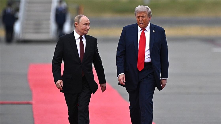 Trump, Putin'in Nükleer Silah Anlaşmasını Uzatma Teklifini Reddetti