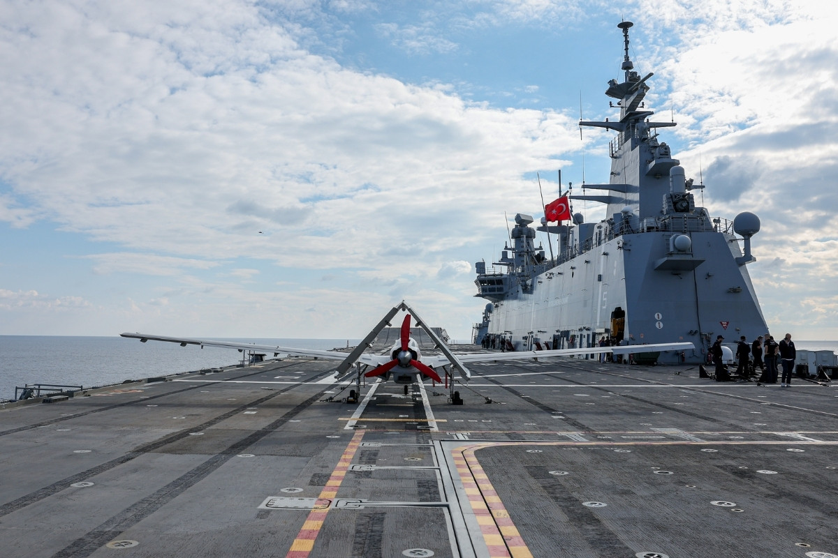 Bayraktar TB3, NATO Tatbikatında TCG Anadolu'dan İlk Atışını Başarıyla Gerçekleştirdi