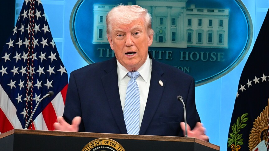 Trump’tan Papa Leo’ya Sert Sözler: 'Beni Eleştiriyorsa Yanlış Yolda'