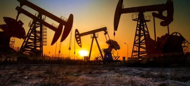 İran Gerilimi Piyasaları Salladı: WTI ve Brent 100 Doların Üzerinde