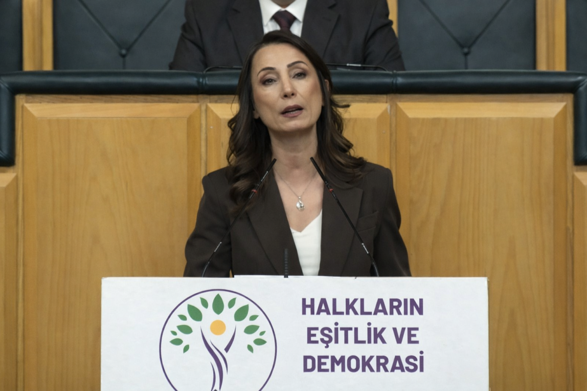 Hatimoğulları’ndan Kritik Uyarı: 'İran Savaşı, Barış Sürecinin Bahanesi Olamaz'
