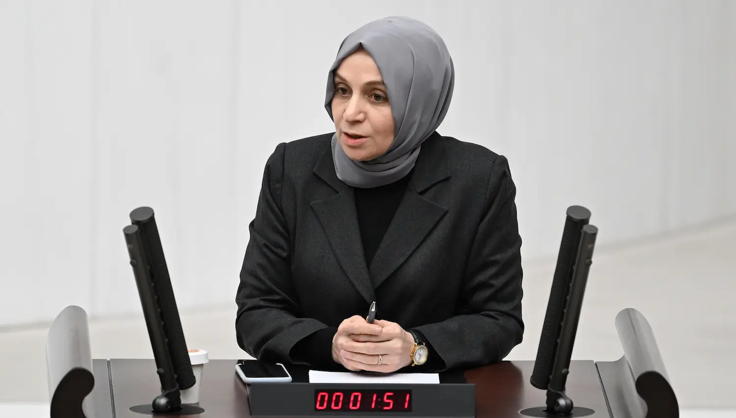 Doğum izni düzenlemesi ertelendi! Usta: ‘Yoklama İstediler, Meclis’i Kendileri Kapattı'
