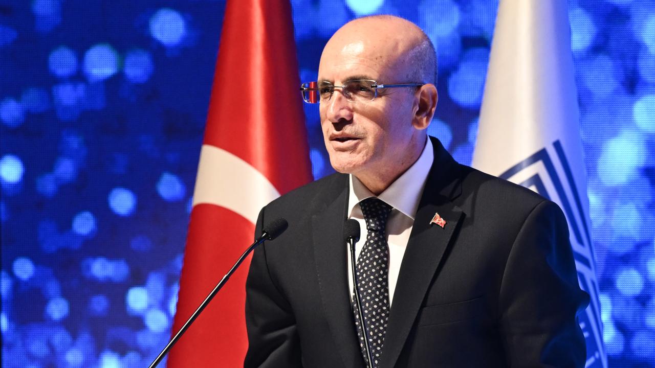 Şimşek: Enerji Fiyatlarındaki Artış Cari Açığı 2026’da Beklentilerin Üzerine Taşıyabilir