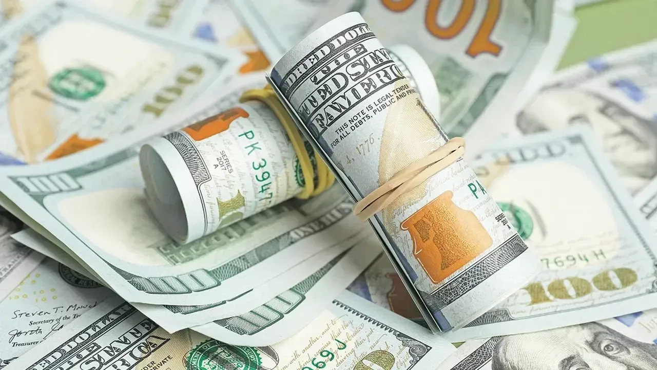 Dövizde Yeni Hafta Hareketli Başladı: Dolar ve Euro’da Son Durum