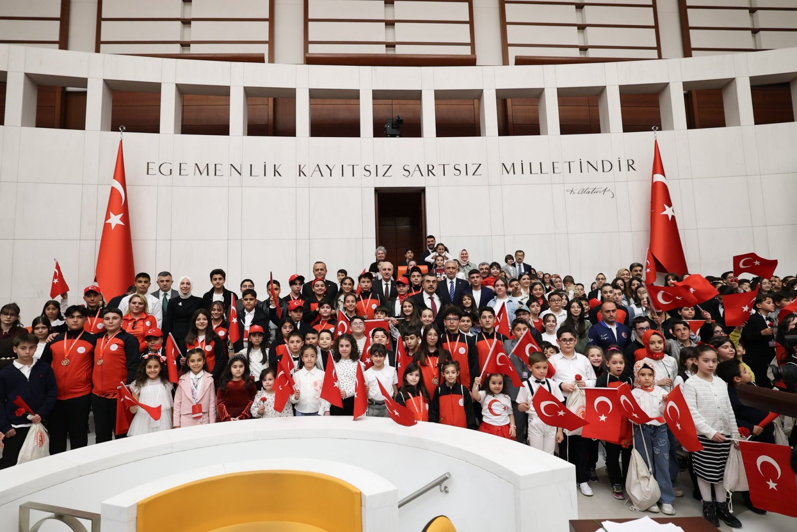 Kurtulmuş: 'Çocuklar Türkiye’nin Geleceğini Şekillendirecek'