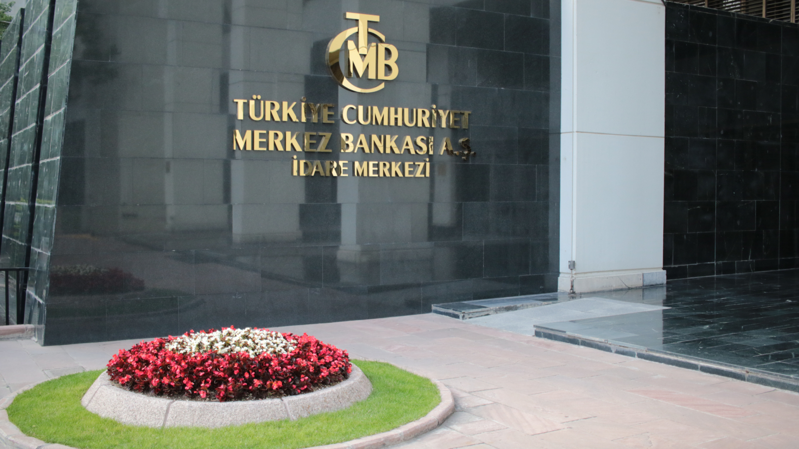 TCMB Rezervlerinde Düşüş: Toplam Rezervler 159,2 Milyar Dolara Geriledi