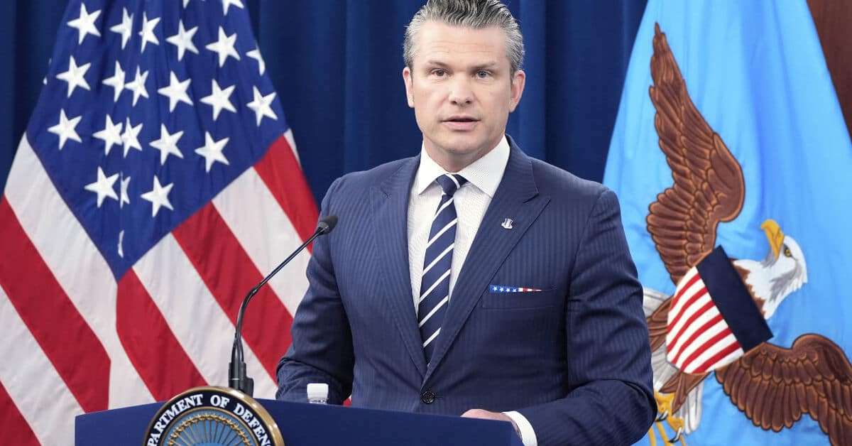 ABD Savunma Bakanı Hegseth: 'ABD Her An Yeniden Harekete Geçmeye Hazır'