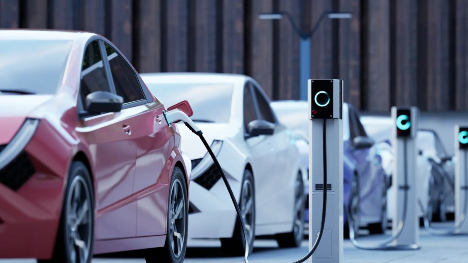 Türkiye’de Elektrikli Araç Satışları Rekor Kırdı, Şarj İstasyonu Sayısı Hızla Artıyor