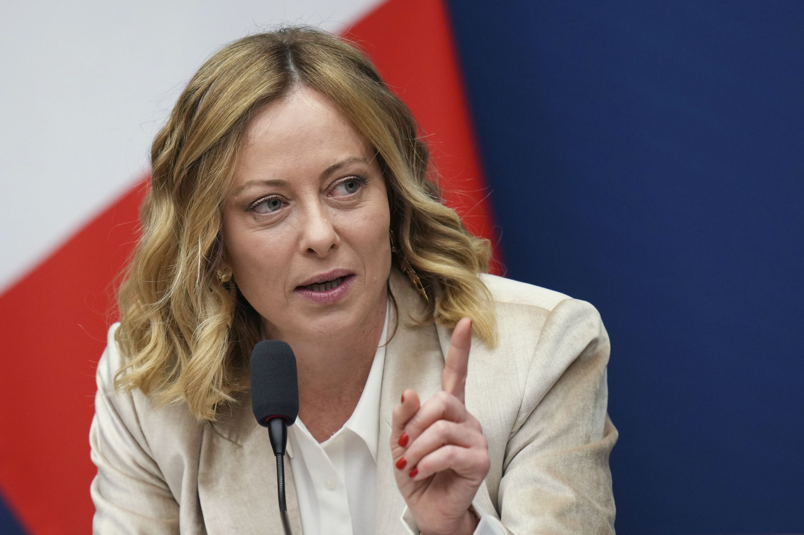Meloni’den İsrail Kararı: Savunma Anlaşmasının Yenilenmesi Askıya Alındı