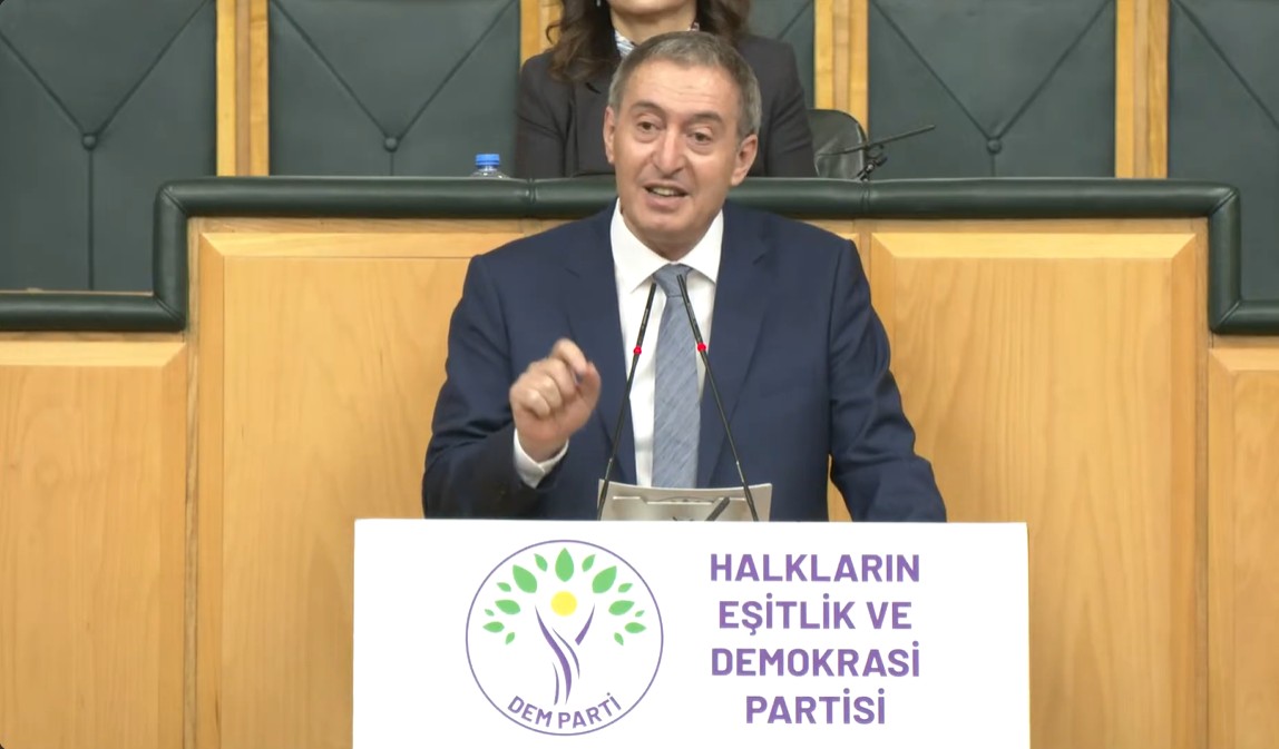 Bakırhan'dan Özel'e Sert Yanıt: 'Çözümün Karşısındaysanız Açık Söyleyin'