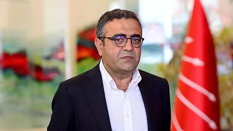 CHP Genel Başkan Yardımcısı Sezgin Tanrıkulu Meclis'teki 16 Sayfalık Bir Görüşme Tutanağının Okunmamasını Eleştirdi : '16 Sayfalık Tutanak Okunmadı, Güven Kırıldı'