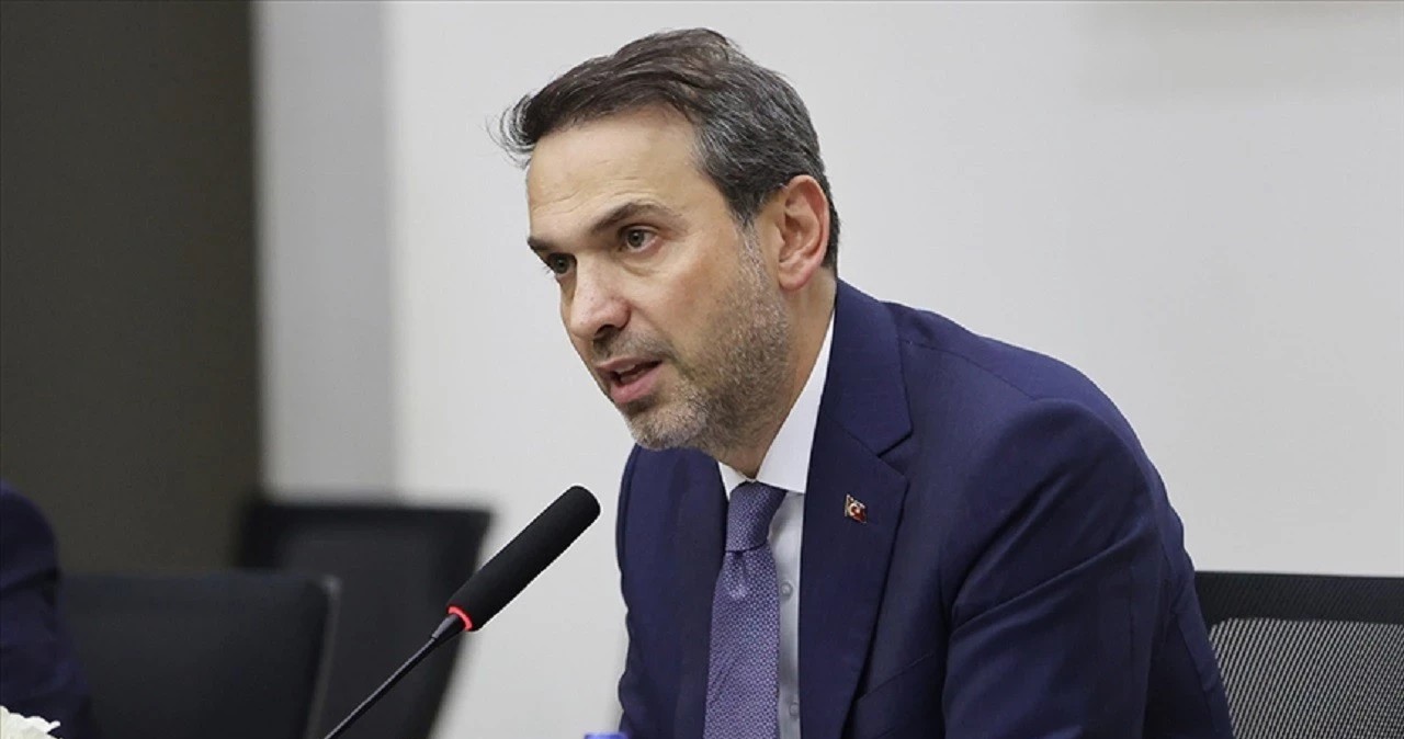 Bayraktar'dan Yeni Elektrik Tüketim Sınırı Açıklaması: '2026'da 4 Bin Kilovatsaatten Daha Aşağı Çekilebilir'