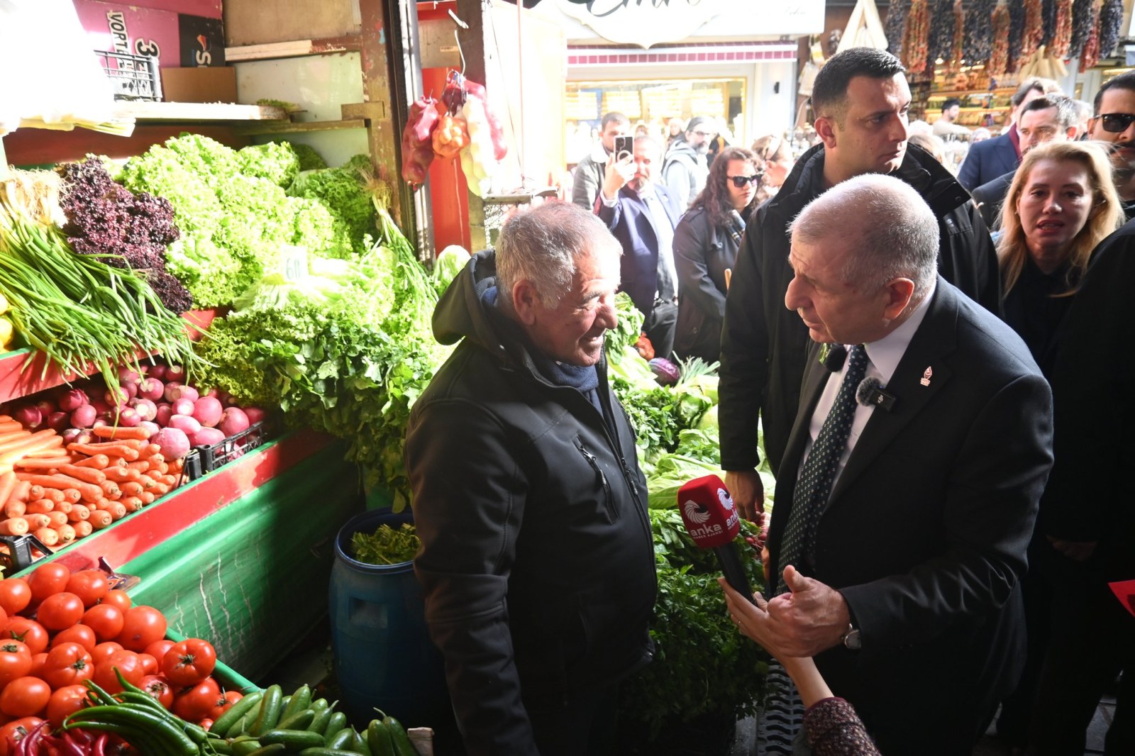 Özdağ, İktidarı Yeni Vergi Planlarıyla Eleştirdi : 'Bol Mevsimde Bile Alım Gücü Yok!'