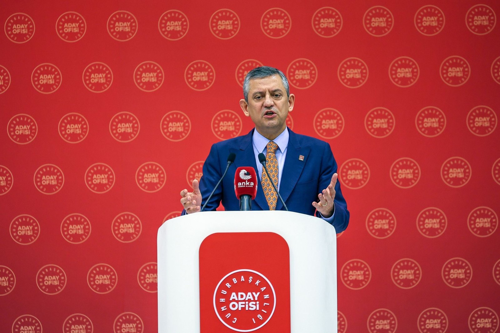 Özel'den Uyuşturucu ile Mücadelede Sert Çıkış: 'MASAK'ın Önündeki Perde Kalkmalı'